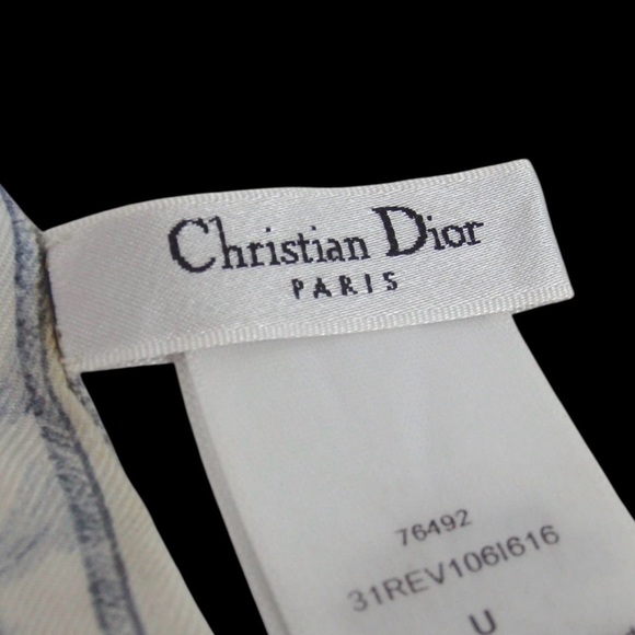 DIOR Floral Silk Scarf 😍🌸 - Picture 5 of 16